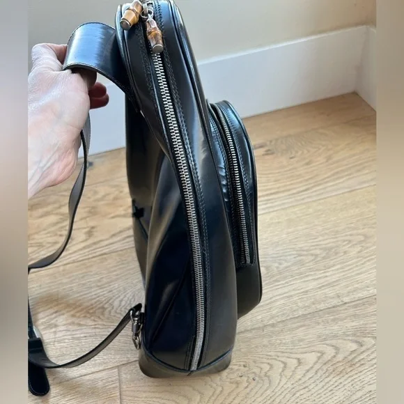 Gucci🖤 Vintage Ophidia patent leather sling backpack